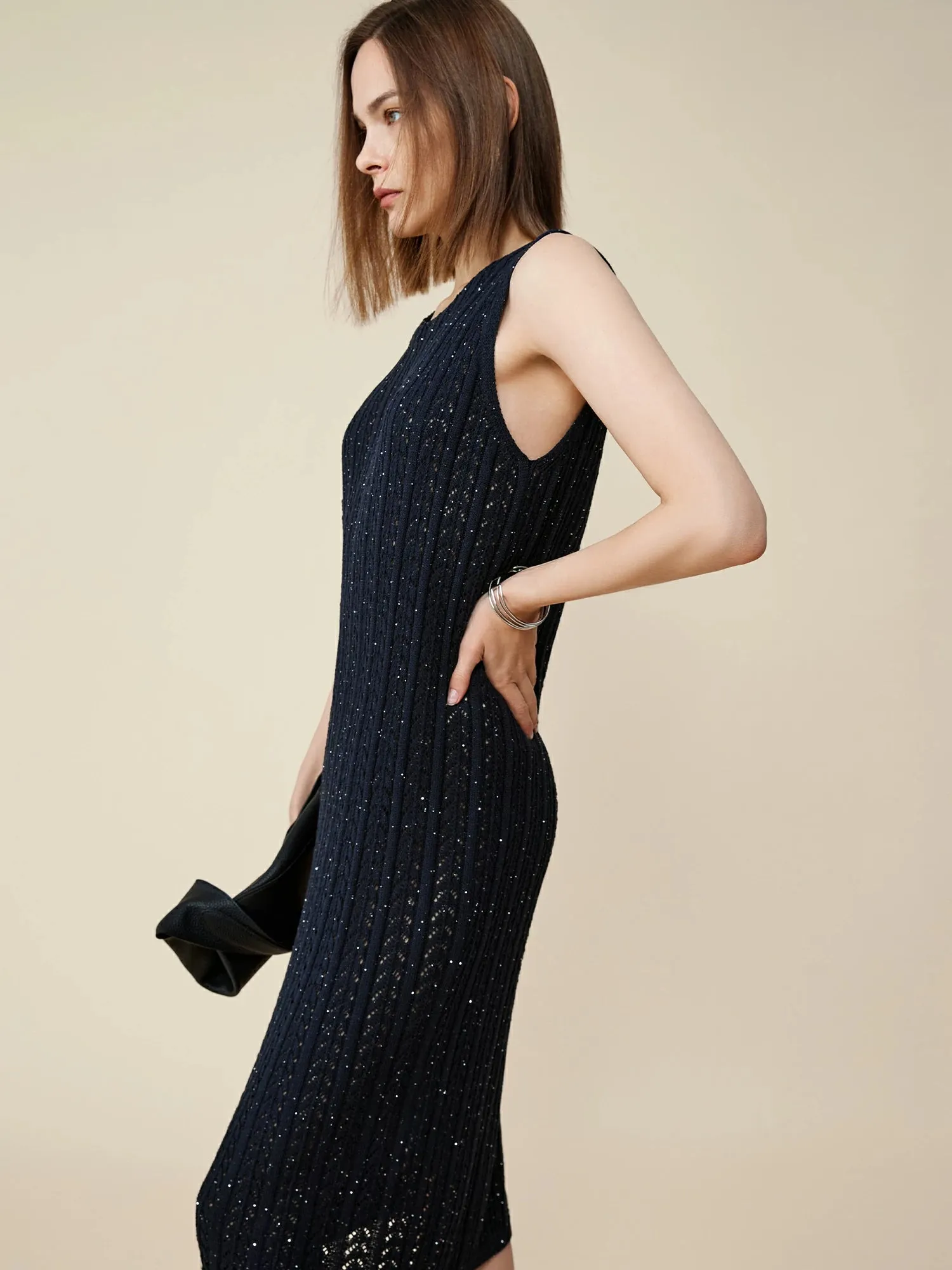 Amoretu Lyocell Round Neck Sleeveless Sequined Dress