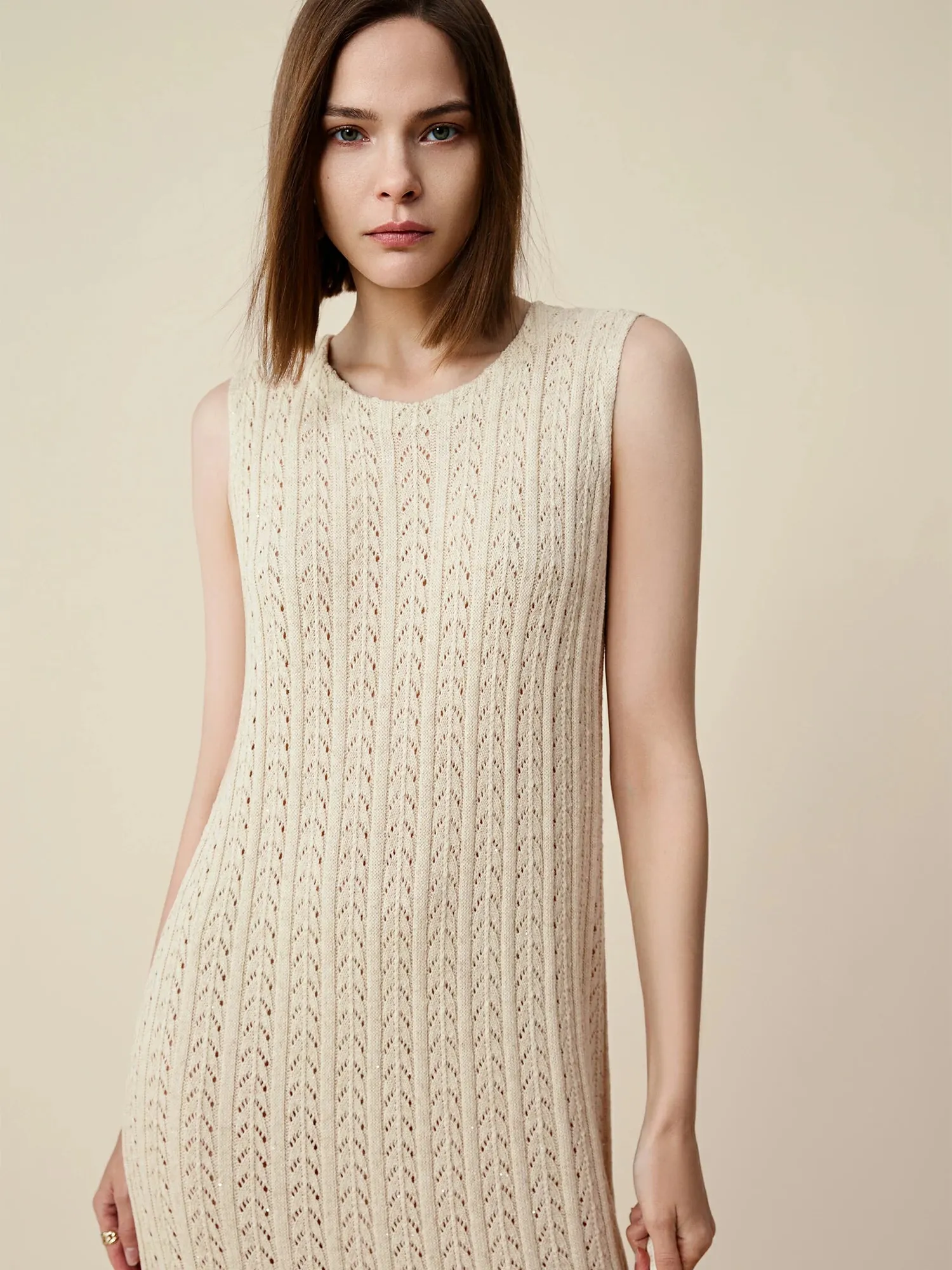 Amoretu Lyocell Round Neck Sleeveless Sequined Dress
