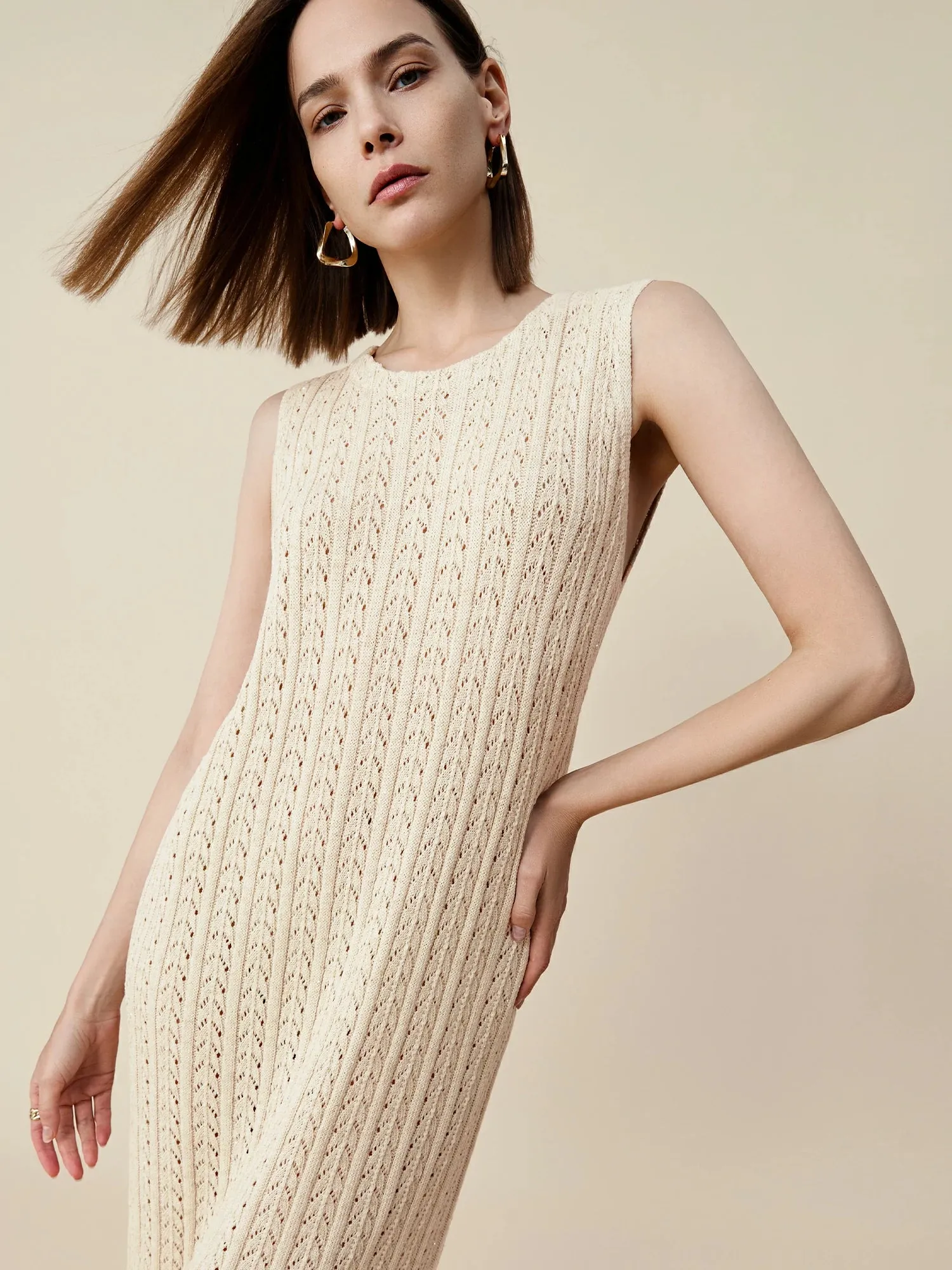 Amoretu Lyocell Round Neck Sleeveless Sequined Dress
