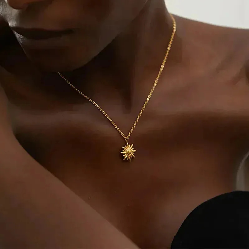 Stainless Steel Geometric Necklace Sunflower Pendant Aesthetic Jewelry